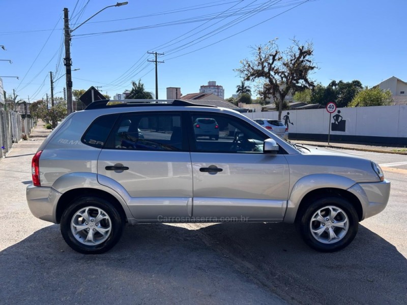 TUCSON 2.0 MPFI GLS 16V 143CV 2WD FLEX 4P AUTOMÁTICO - 2010 - VENâNCIO AIRES