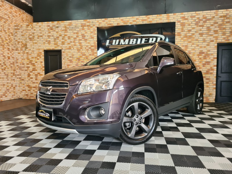 tracker 1.8 mpfi ltz 4x2 16v flex 4p automatico 2016 farroupilha