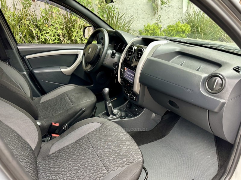 DUSTER OROCH 1.6 16V FLEX EXPRESSION 4P MANUAL - 2019 - SAPIRANGA