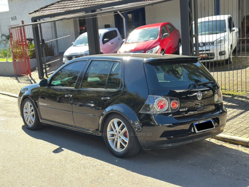 GOLF 1.6 MI SPORTLINE 8V FLEX 4P MANUAL - 2011 - PAROBé
