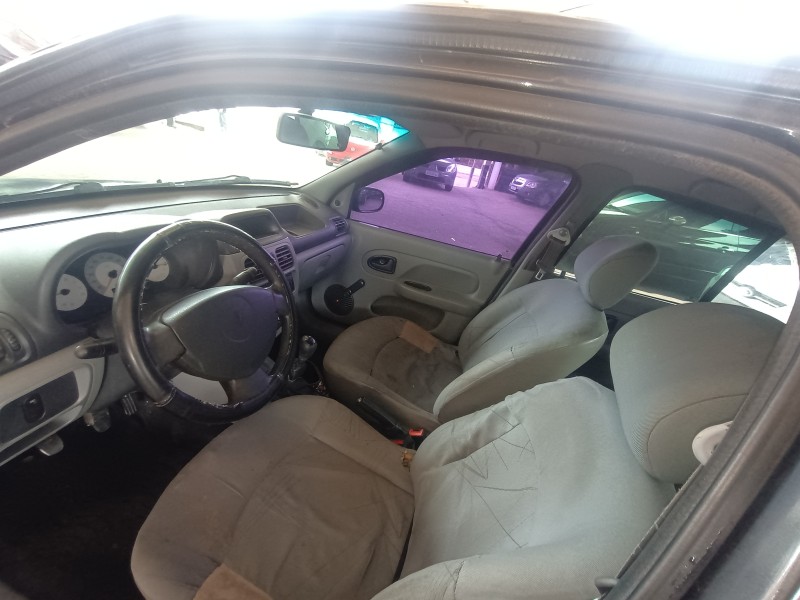 CLIO 1.0 AUTHENTIQUE 16V FLEX 4P MANUAL - 2006 - CAXIAS DO SUL