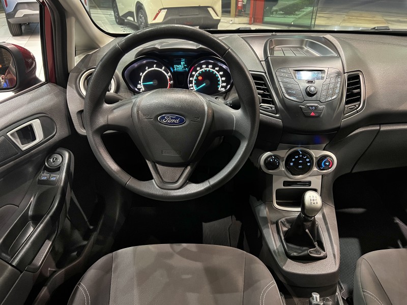 FIESTA 1.6 SE HATCH 16V FLEX 4P MANUAL - 2017 - FARROUPILHA