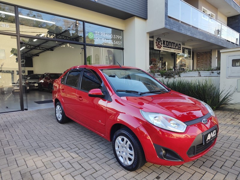 FIESTA 1.6 ROCAM SE SEDAN 8V FLEX 4P MANUAL - 2014 - LAJEADO