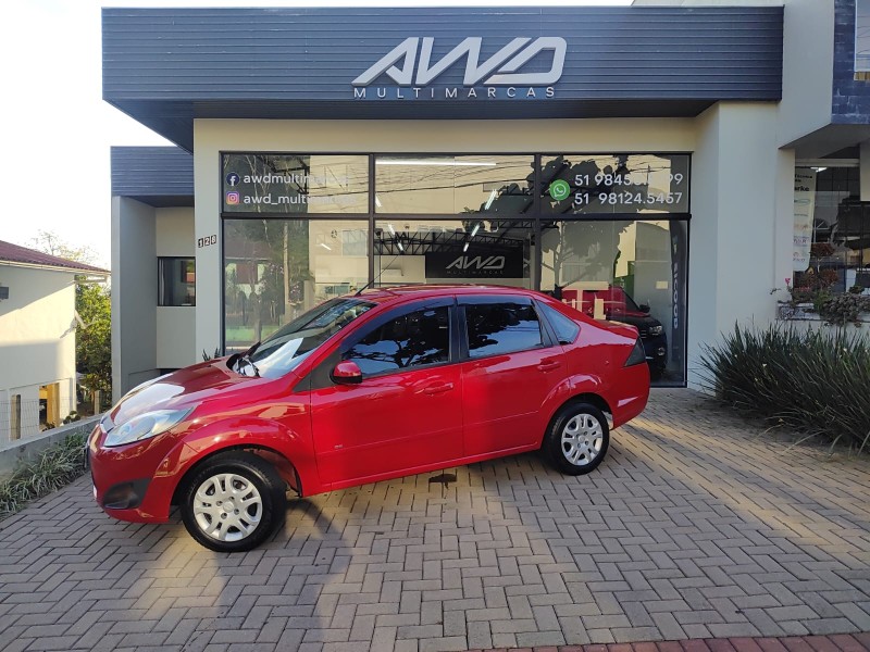 FIESTA 1.6 ROCAM SE SEDAN 8V FLEX 4P MANUAL