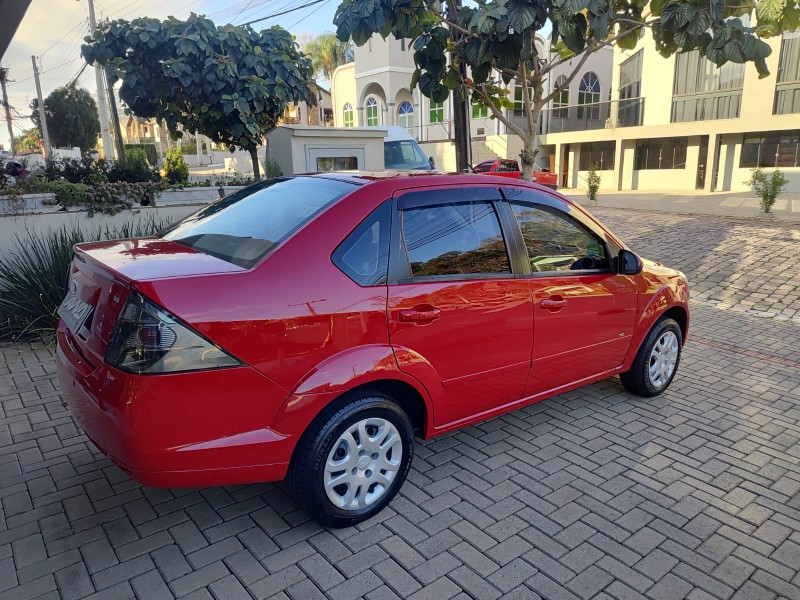 FIESTA 1.6 ROCAM SE SEDAN 8V FLEX 4P MANUAL - 2014 - LAJEADO