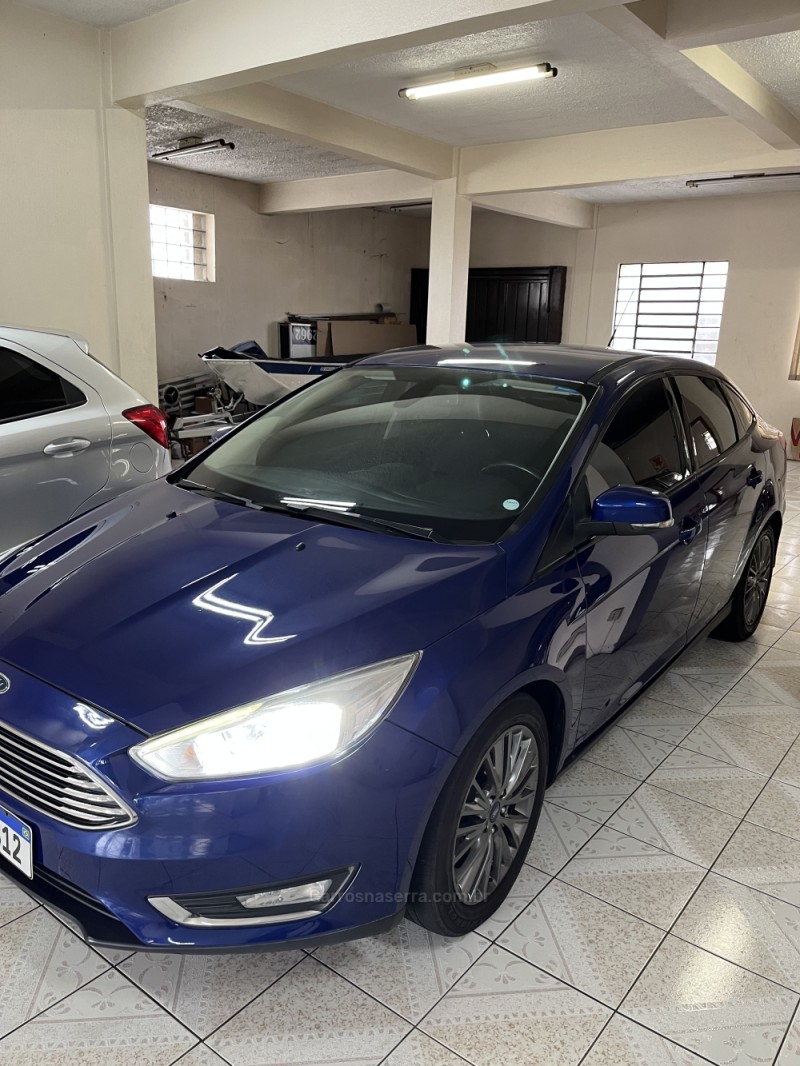 FOCUS 2.0 16V FLEX 4P AUTOMÁTICO - 2017 - FARROUPILHA
