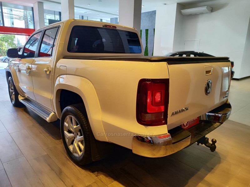 AMAROK 3.0 V6 TDI HIGHLINE CD DIESEL 4MOTION AUTOMÁTICO - 2019 - ERECHIM