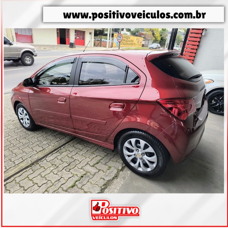 ONIX 1.4 MPFI LT 8V FLEX 4P MANUAL - 2018 - CAXIAS DO SUL