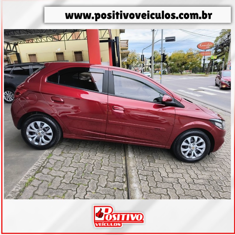 ONIX 1.4 MPFI LT 8V FLEX 4P MANUAL - 2018 - CAXIAS DO SUL