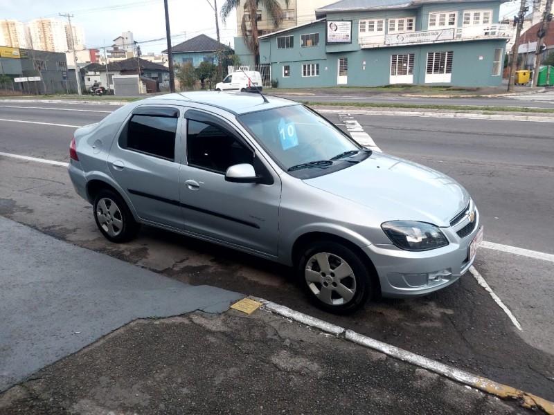 PRISMA 1.4 MPFI MAXX 8V FLEX 4P MANUAL - 2010 - CAXIAS DO SUL