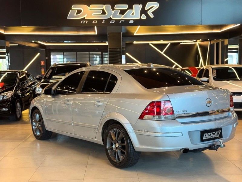 VECTRA 2.0 MPFI ELEGANCE 8V FLEX 4P MANUAL - 2007 - NOVO HAMBURGO
