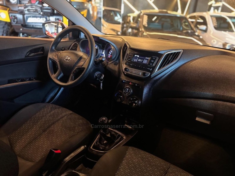 HB20 1.0 COMFORT 12V FLEX 4P MANUAL - 2016 - NOVO HAMBURGO