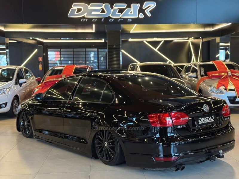 JETTA 2.0 COMFORTLINE FLEX 4P MANUAL - 2011 - NOVO HAMBURGO