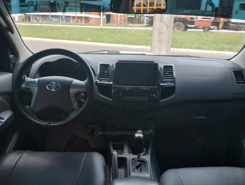 HILUX 3.0 SRV 4X4 CD 16V TURBO INTERCOOLER DIESEL 4P AUTOMÁTICO - 2012 - SAPIRANGA