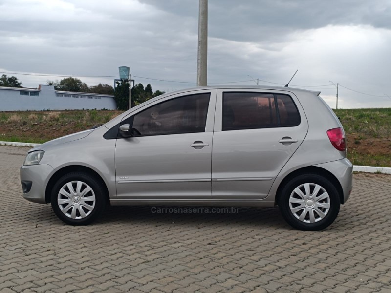 FOX 1.0 MI 8V FLEX 4P MANUAL - 2011 - IVOTI