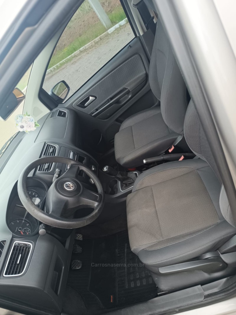 FOX 1.0 MI 8V FLEX 4P MANUAL - 2011 - IVOTI