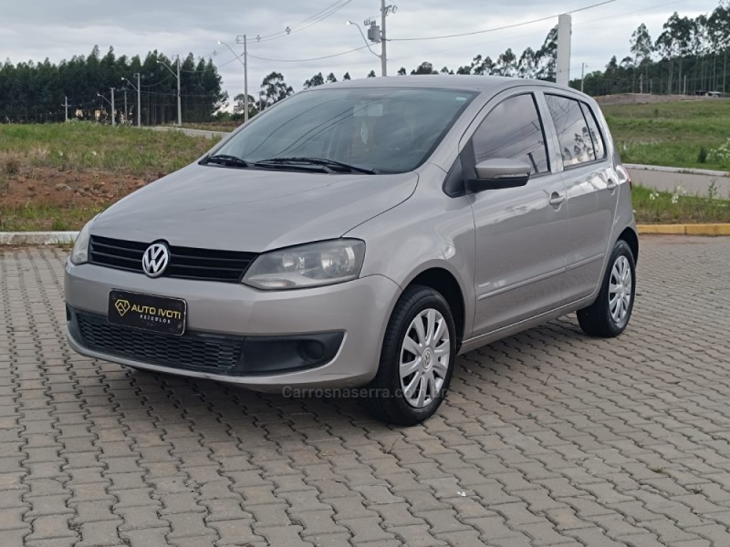 FOX 1.0 MI 8V FLEX 4P MANUAL - 2011 - IVOTI