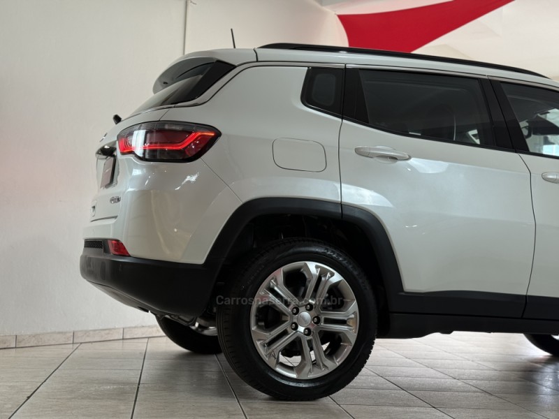 COMPASS 1.3 LONGITUDE T270 16V TURBO 4X2 FLEX 4P AUTOMÁTICO - 2022 - GUAPORé