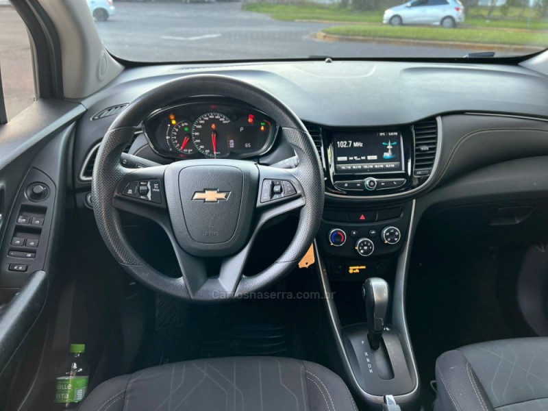 TRACKER 1.4 16V TURBO FLEX LT AUTOMÁTICO - 2018 - MONTENEGRO