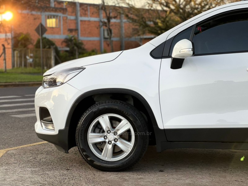 TRACKER 1.4 16V TURBO FLEX LT AUTOMÁTICO - 2018 - MONTENEGRO
