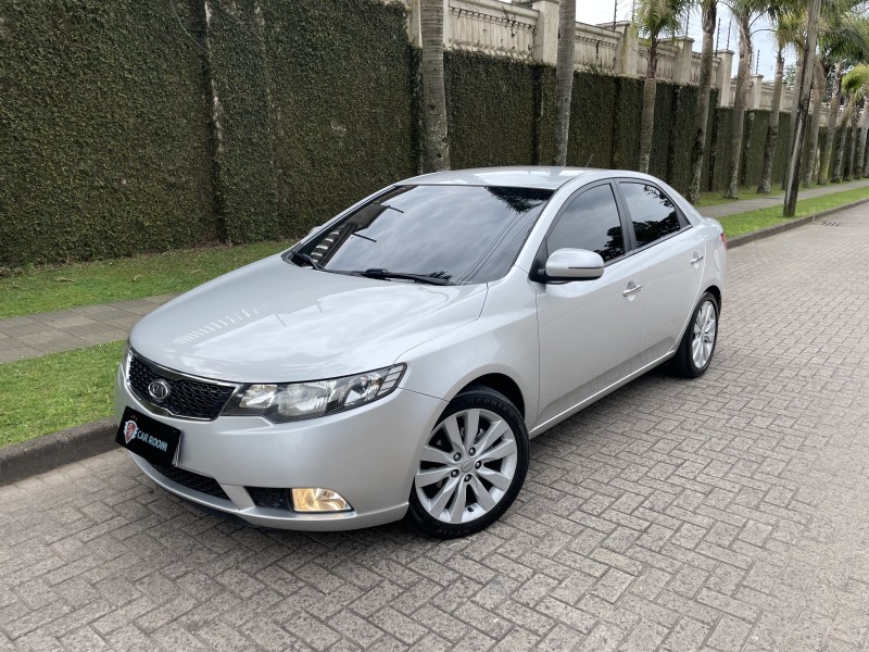 cerato 1.6 sx3 16v gasolina 4p automatico 2011 caxias do sul