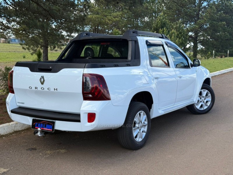 DUSTER OROCH 1.6 16V FLEX EXPRESSION 4P MANUAL - 2016 - VACARIA