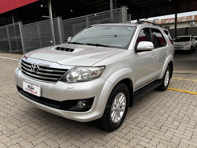 HILUX SW4 3.0 SRV 4X4 16V TURBO INTERCOOLER DIESEL 4P AUTOMÁTICO - 2013 - FELIZ