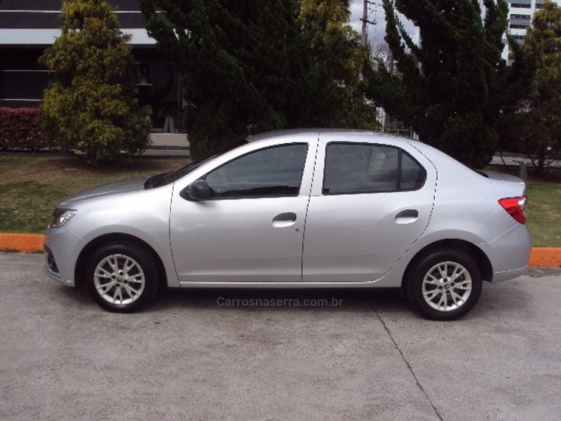 LOGAN 1.0 LIFE 12V FLEX 4P MANUAL - 2022 - CAXIAS DO SUL