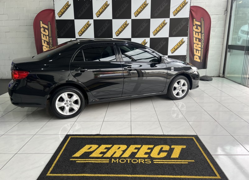COROLLA 1.8 GLI 16V FLEX 4P AUTOMÁTICO - 2011 - PORTãO