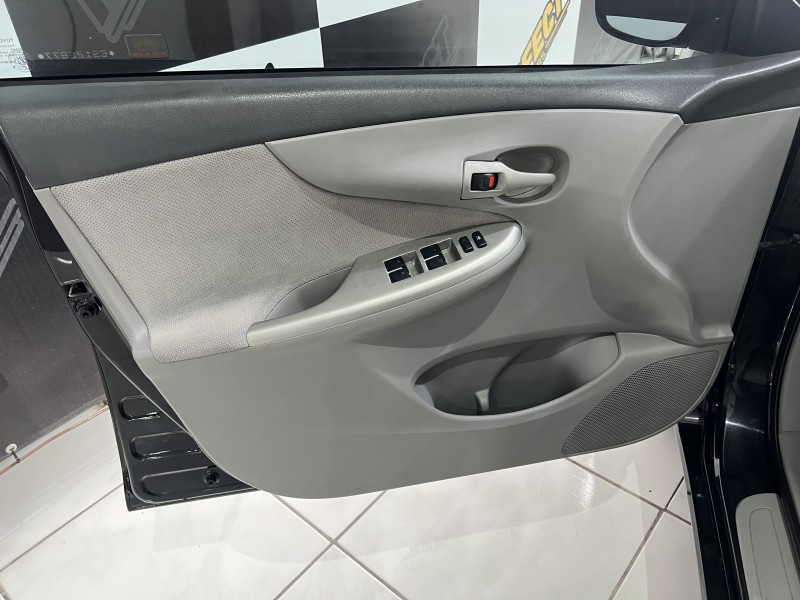 COROLLA 1.8 GLI 16V FLEX 4P AUTOMÁTICO - 2011 - PORTãO