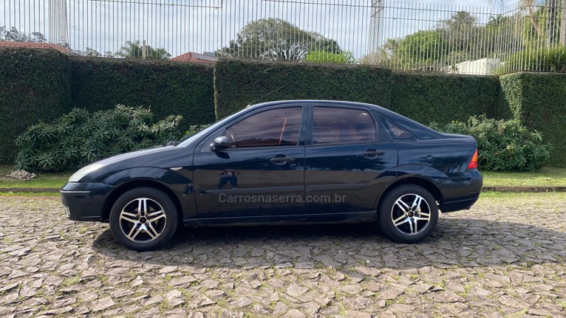 FOCUS 1.6 8V GASOLINA 4P MANUAL - 2008 - IVOTI