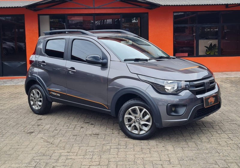 mobi 1.0 trekking 8v flex 4p manual 2024 canela