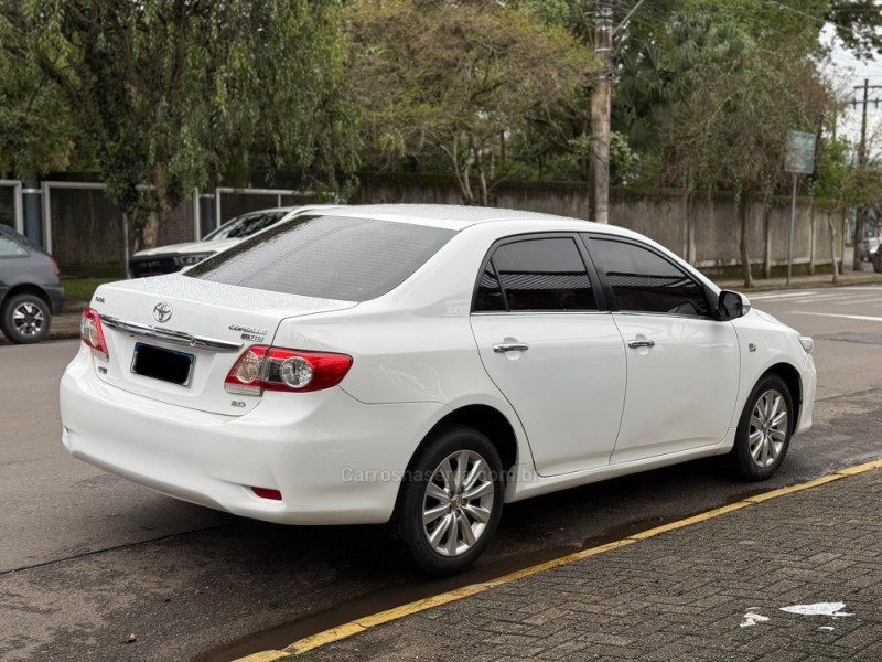 COROLLA 2.0 ALTIS 16V FLEX 4P AUTOMÁTICO - 2014 - PAROBé