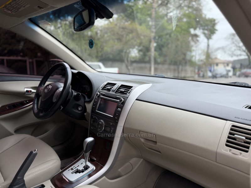 COROLLA 2.0 ALTIS 16V FLEX 4P AUTOMÁTICO - 2014 - PAROBé