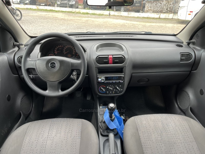 CORSA 1.4 MPFI MAXX 8V FLEX 4P MANUAL - 2011 - CAXIAS DO SUL