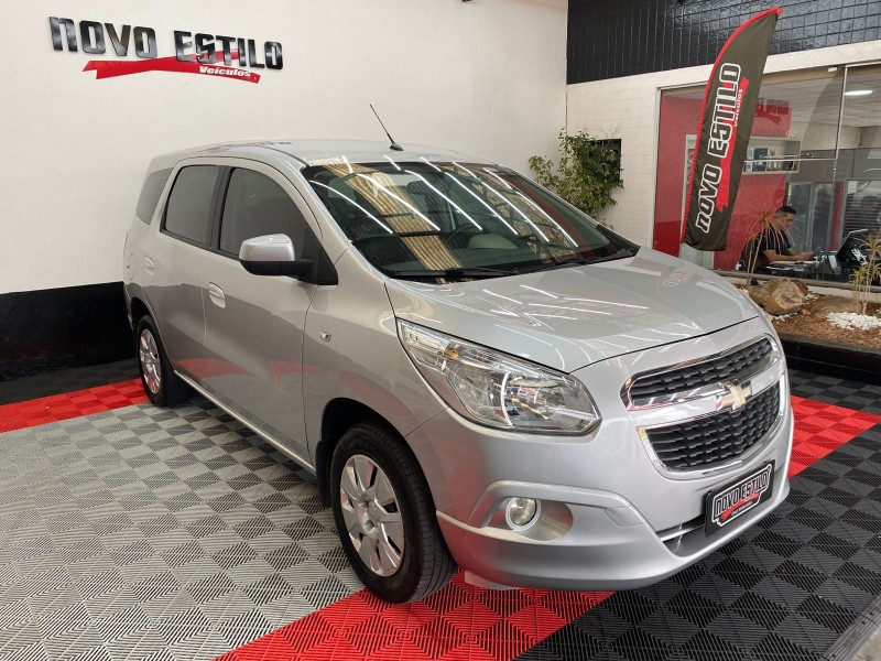SPIN 1.8 LT 8V FLEX 4P MANUAL - 2014 - CAXIAS DO SUL