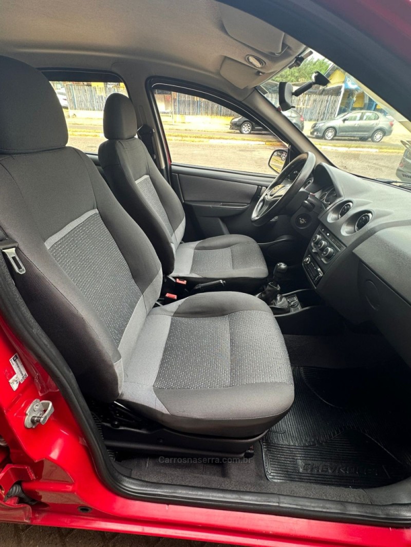 CELTA 1.0 MPFI LT 8V FLEX 4P MANUAL - 2012 - PAROBé