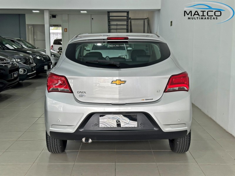 ONIX 1.0 LT PLUS 8V FLEX 4P MANUAL - 2019 - NOVO HAMBURGO