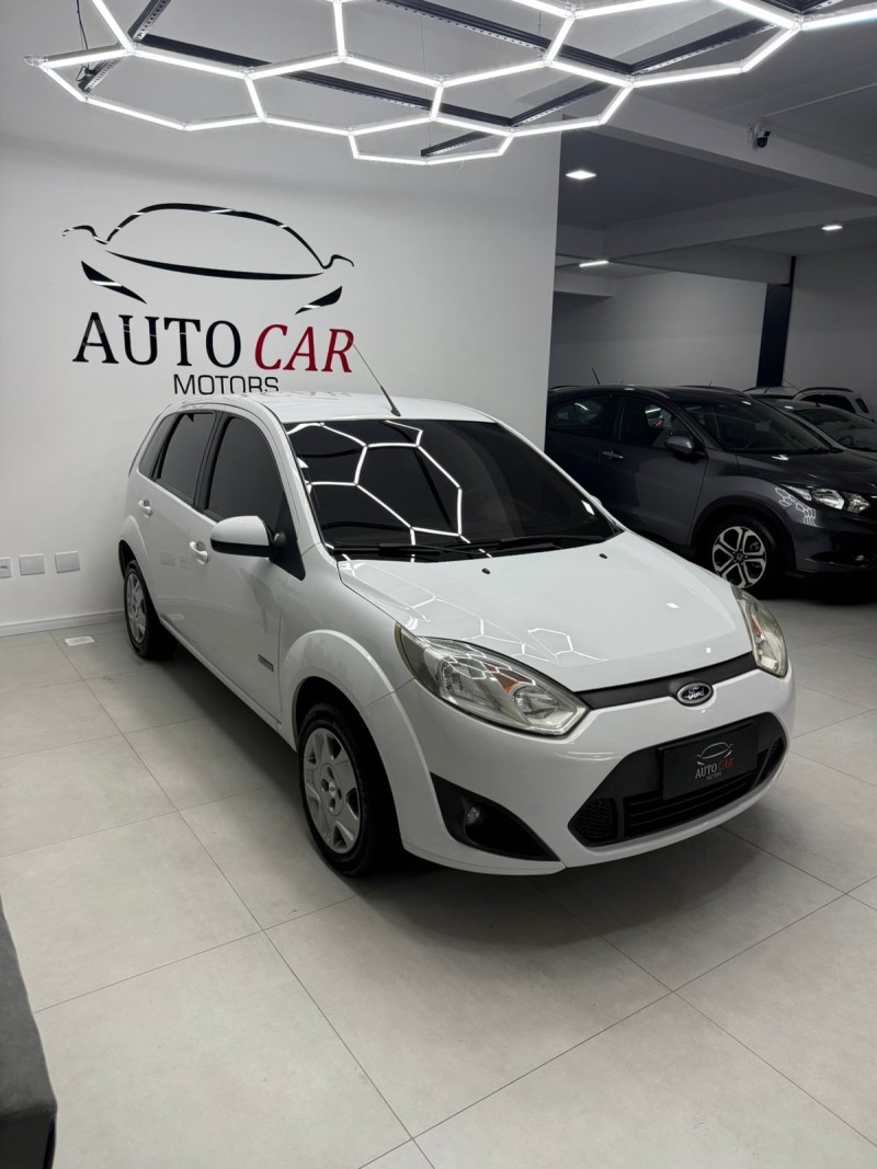 FIESTA 1.6 MPI CLASS HATCH 8V FLEX 4P MANUAL - 2012 - CAXIAS DO SUL