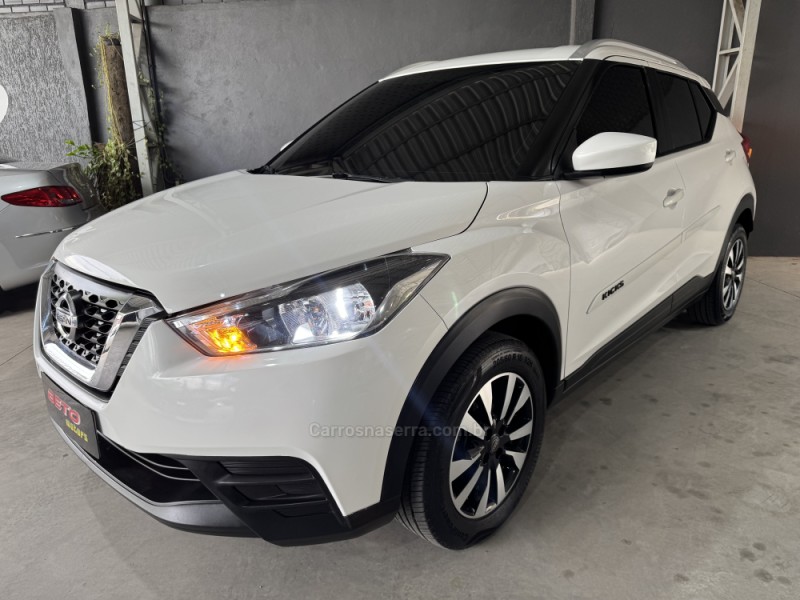 KICKS 1.6 S DIRECT 16V FLEX 4P AUTOMÁTICO - 2018 - NOVO HAMBURGO