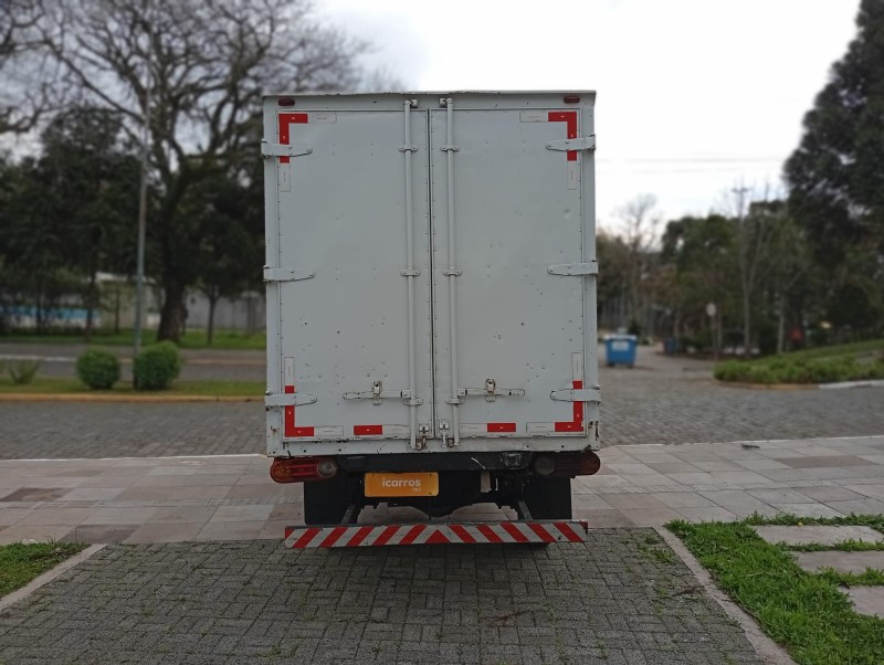 HR 2.5 LONGO BAÚ 4X2 16V 130CV TURBO INTERCOOLER DIESEL 2P MANUAL - 2010 - FARROUPILHA