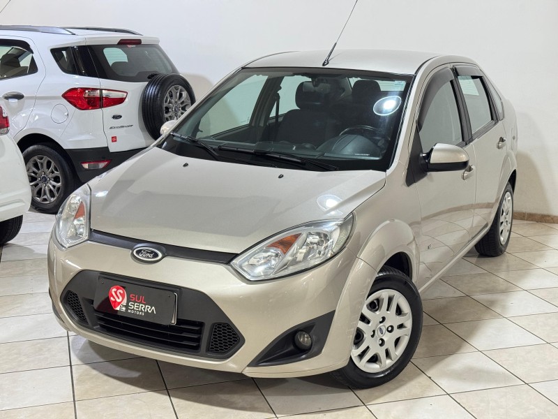 FIESTA 1.6 MPI SEDAN 8V FLEX 4P MANUAL - 2014 - CAXIAS DO SUL