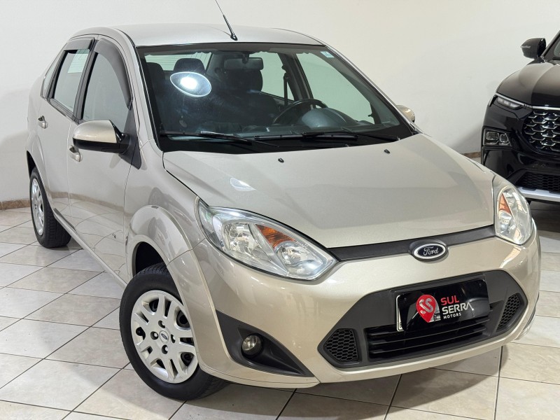 fiesta 1.6 mpi sedan 8v flex 4p manual 2014 caxias do sul