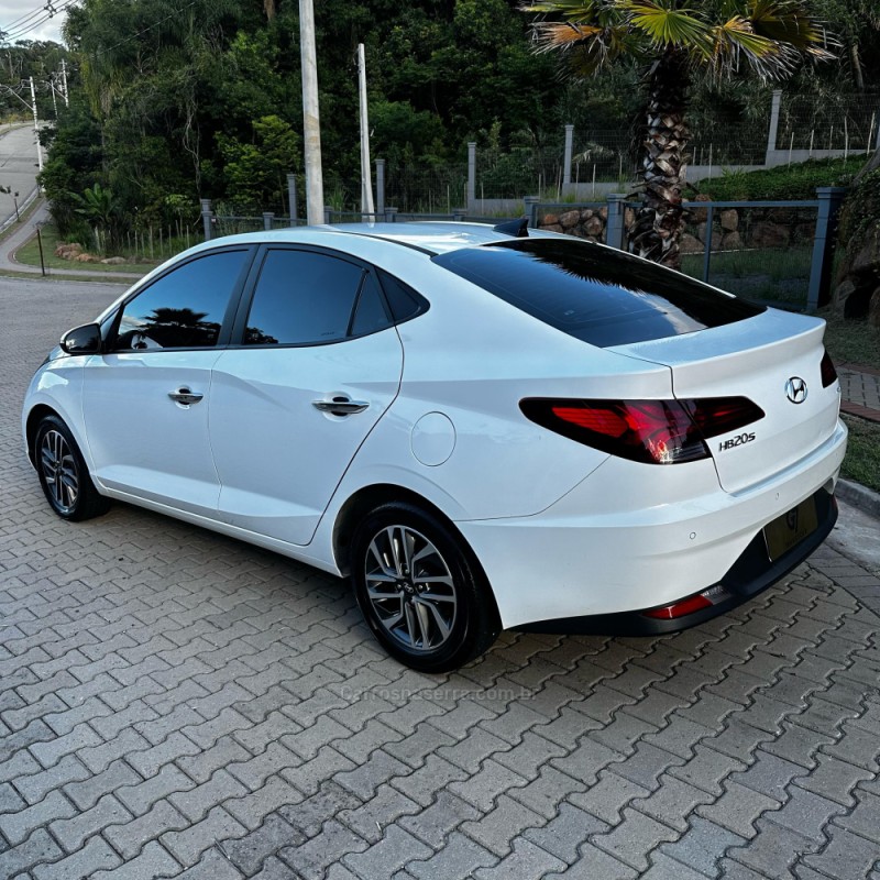 HB20 1.0 PLATINUM 12V TURBO FLEX 4P AUTOMÁTICO - 2022 - IVOTI