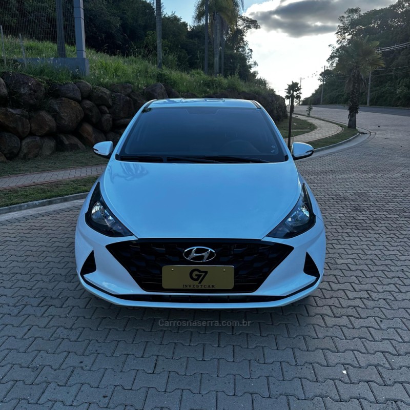 HB20 1.0 PLATINUM 12V TURBO FLEX 4P AUTOMÁTICO - 2022 - IVOTI