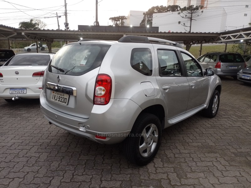 DUSTER 1.6 DYNAMIQUE 4X2 16V FLEX 4P MANUAL - 2014 - BENTO GONçALVES