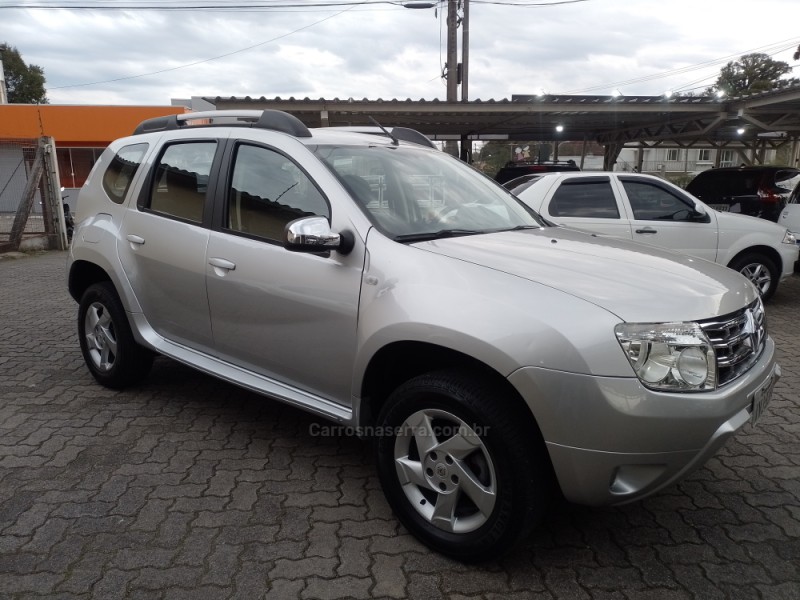 DUSTER 1.6 DYNAMIQUE 4X2 16V FLEX 4P MANUAL - 2014 - BENTO GONçALVES