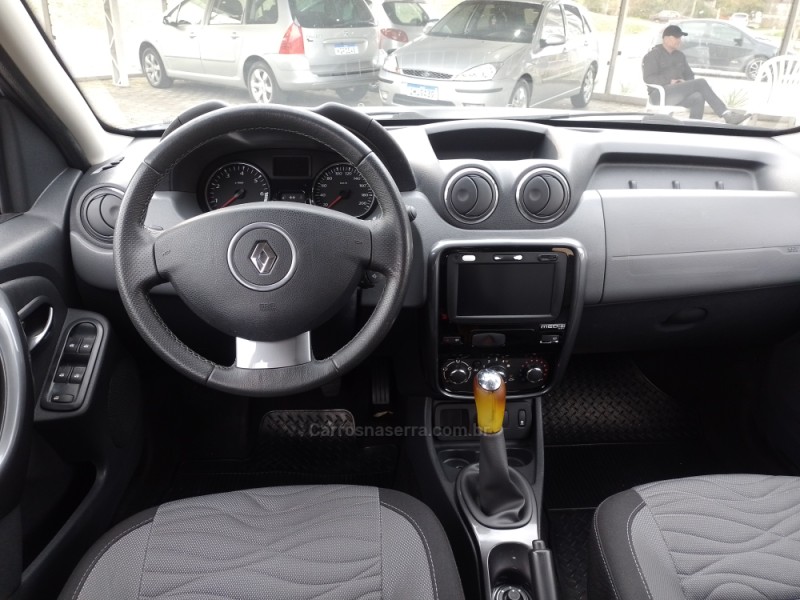 DUSTER 1.6 DYNAMIQUE 4X2 16V FLEX 4P MANUAL - 2014 - BENTO GONçALVES