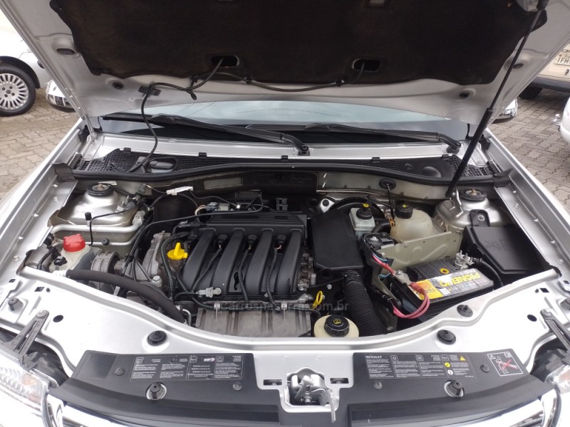 DUSTER 1.6 DYNAMIQUE 4X2 16V FLEX 4P MANUAL - 2014 - BENTO GONçALVES