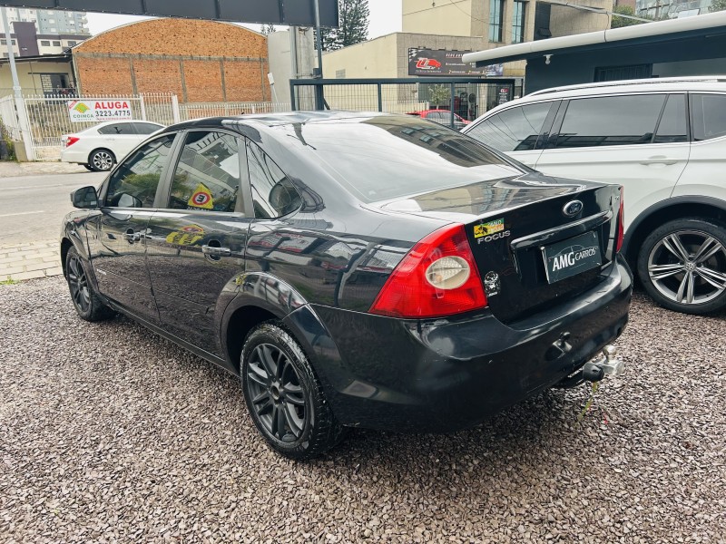 FOCUS 2.0 GLX SEDAN 16V GASOLINA 4P AUTOMÁTICO - 2009 - CAXIAS DO SUL